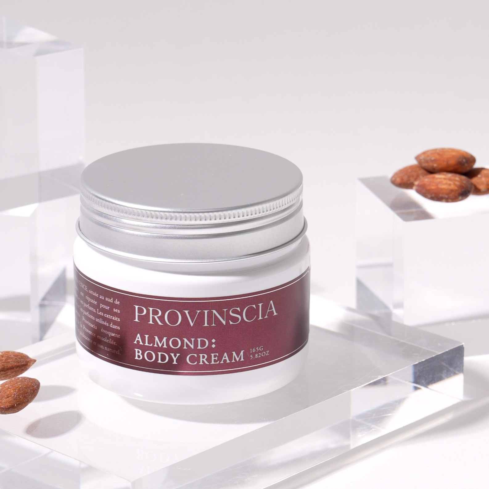 プロバンシア フレグランスボディクリーム(アーモンドの香り)
